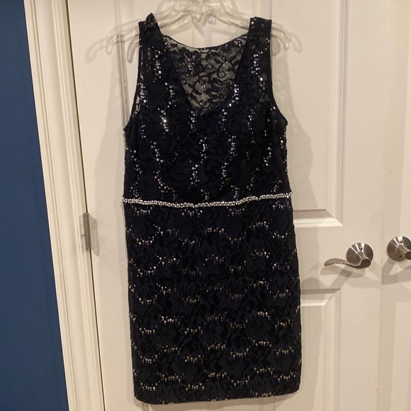 16 navy Blue lacy sparkly city triangle dress - Picture 1 of 3